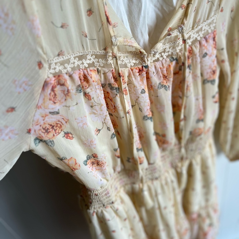 Floral Boho Chic Dress - Picture 5 of 7